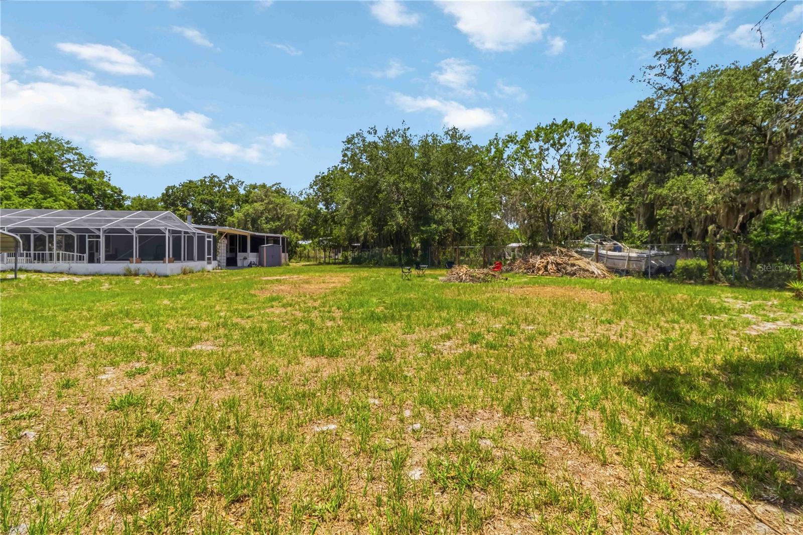 12104 Woodside Dr Property Photo 29