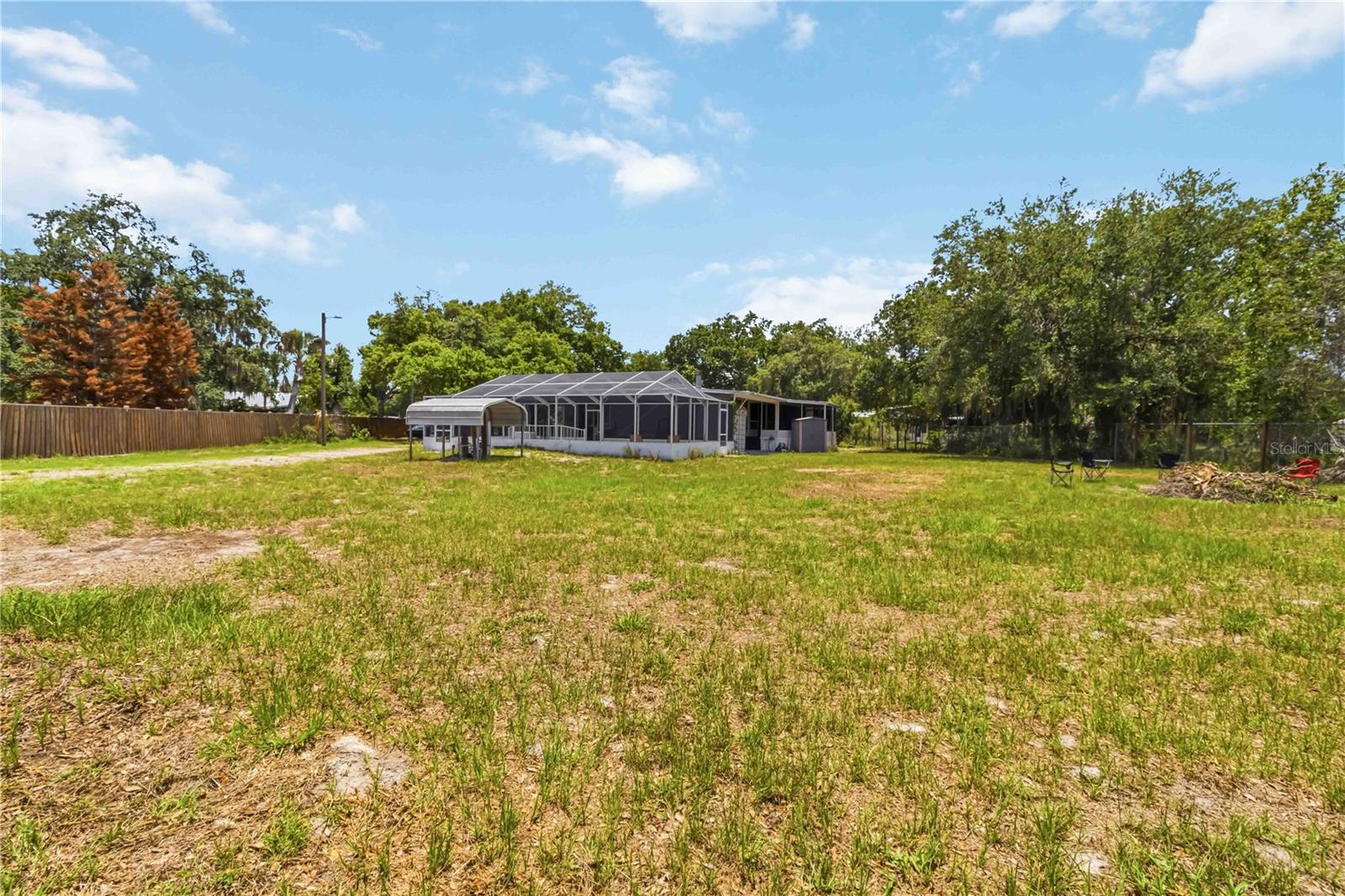 12104 Woodside Dr Property Photo 30