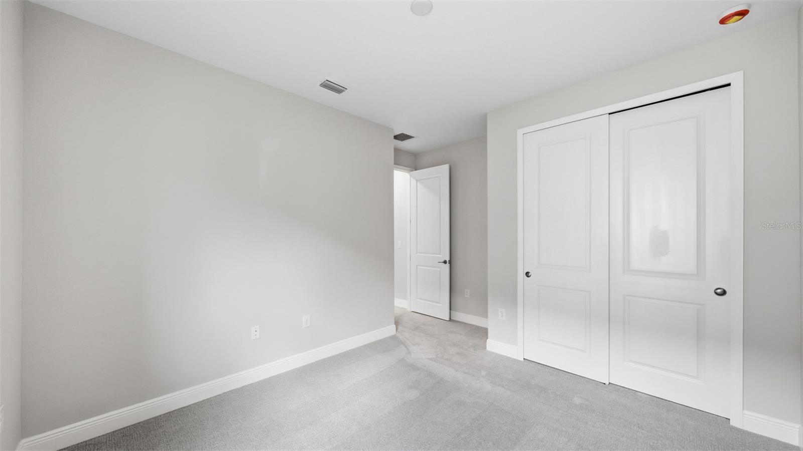 3075 Heritage Pines Dr Property Photo 32