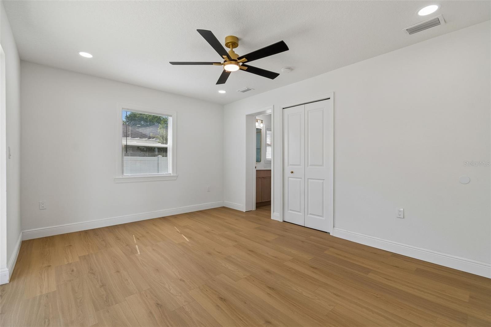 2102 W Ferris Ave Property Photo 40