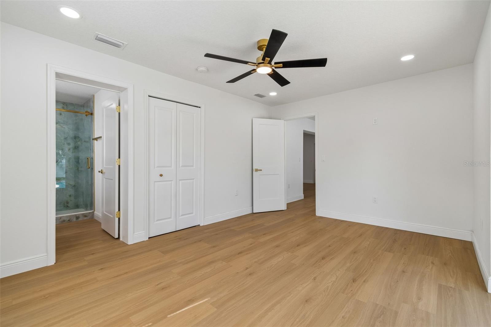 2102 W Ferris Ave Property Photo 41