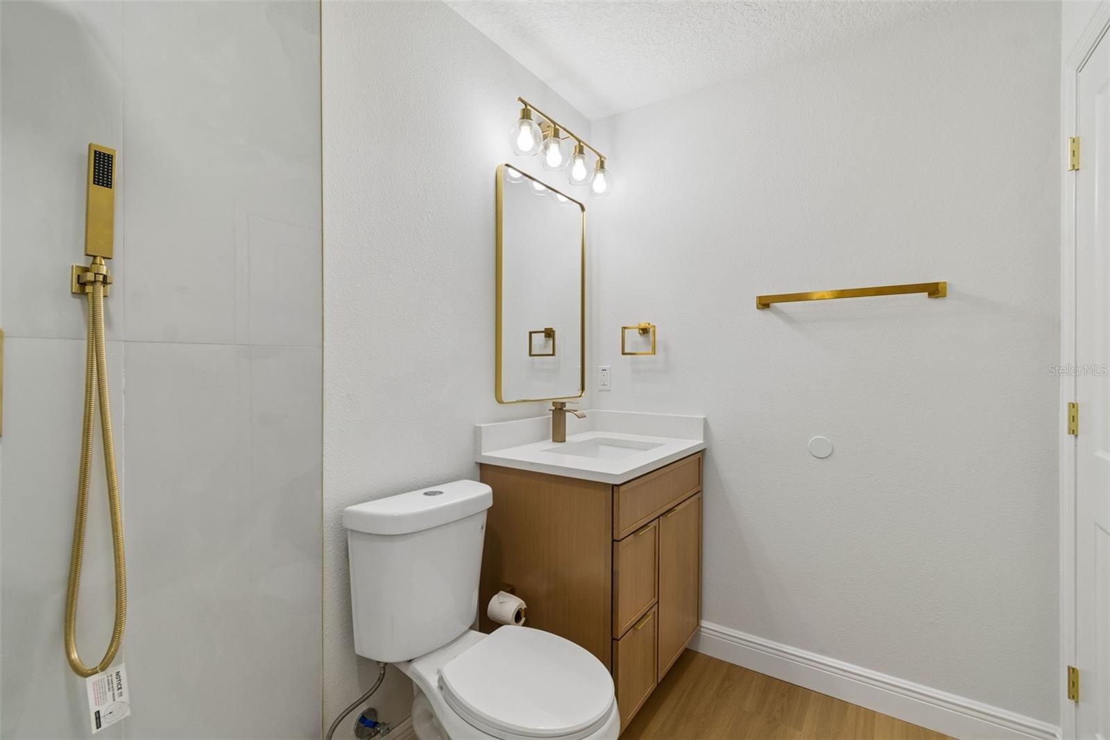 2102 W Ferris Ave Property Photo 51