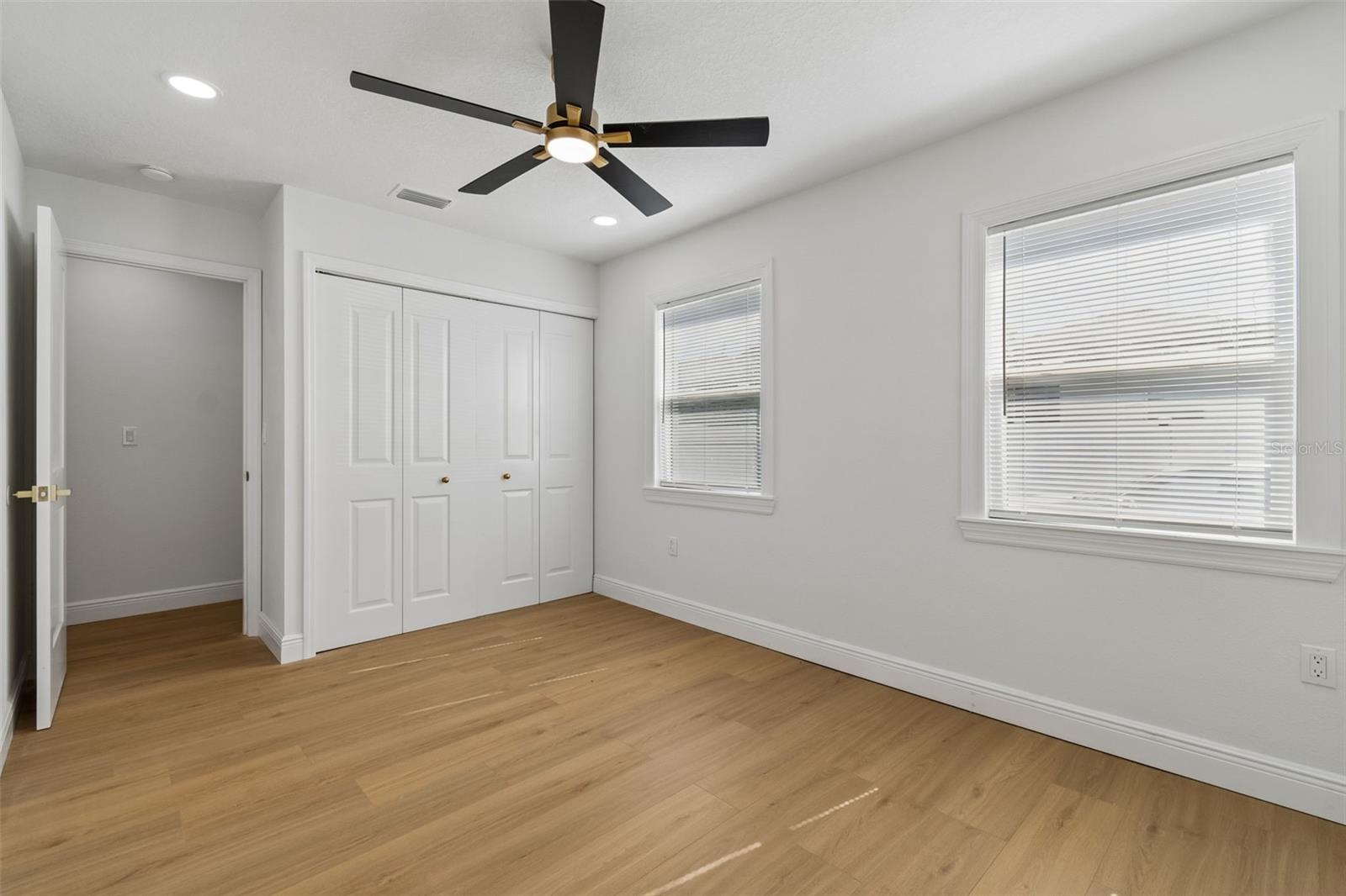 2102 W Ferris Ave Property Photo 55