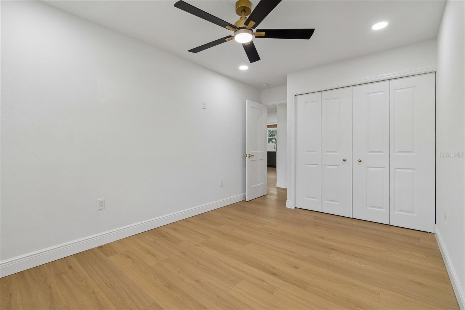 2102 W Ferris Ave Property Photo 57