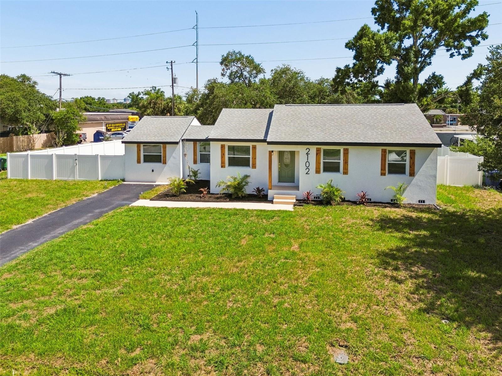 2102 W Ferris Ave Property Photo 71