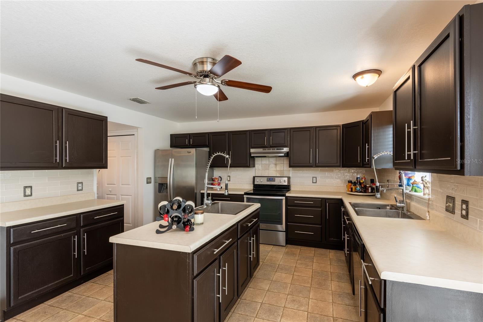 3142 Bellericay Ln Property Photo 14