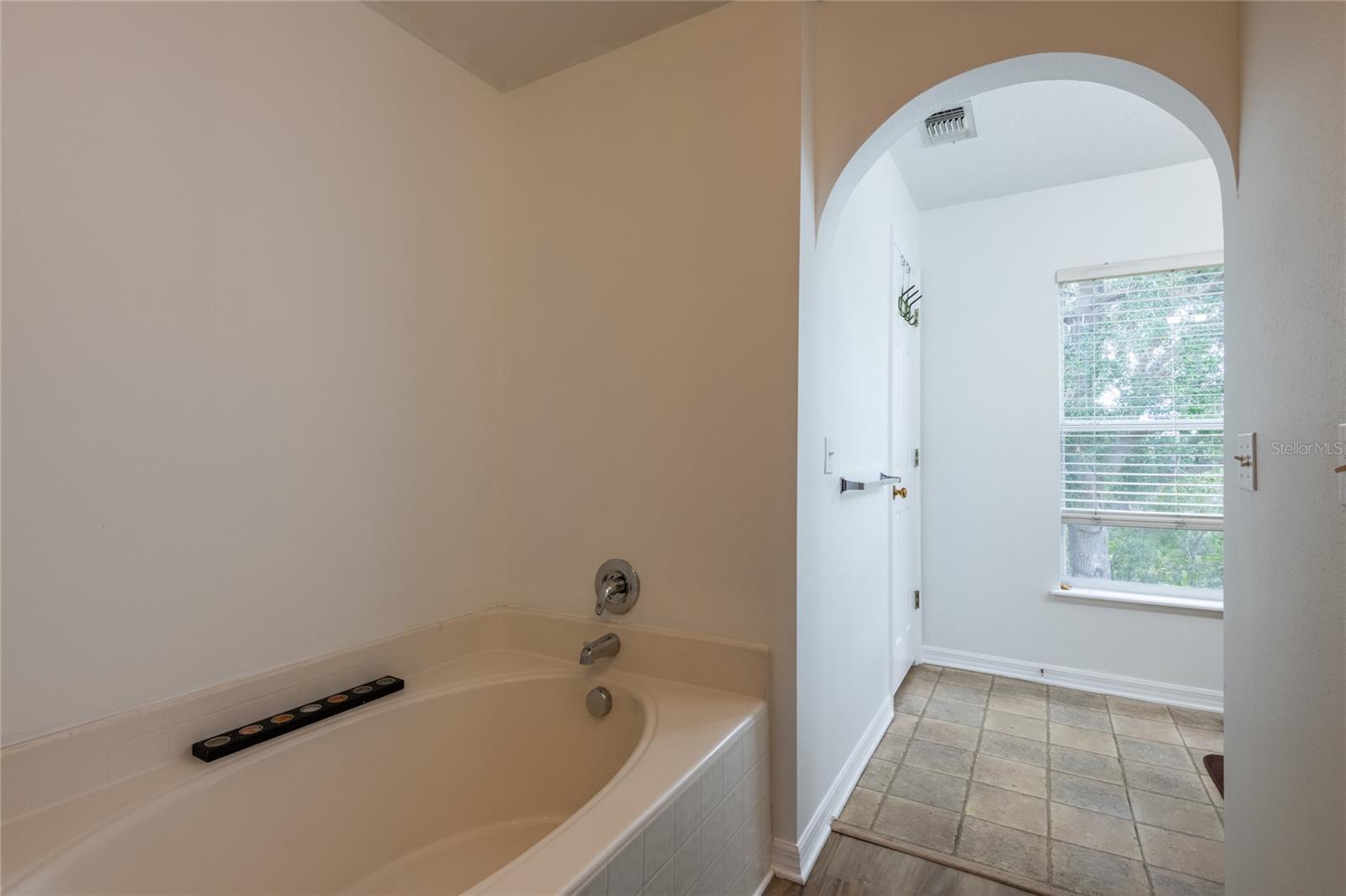 3142 Bellericay Ln Property Photo 24