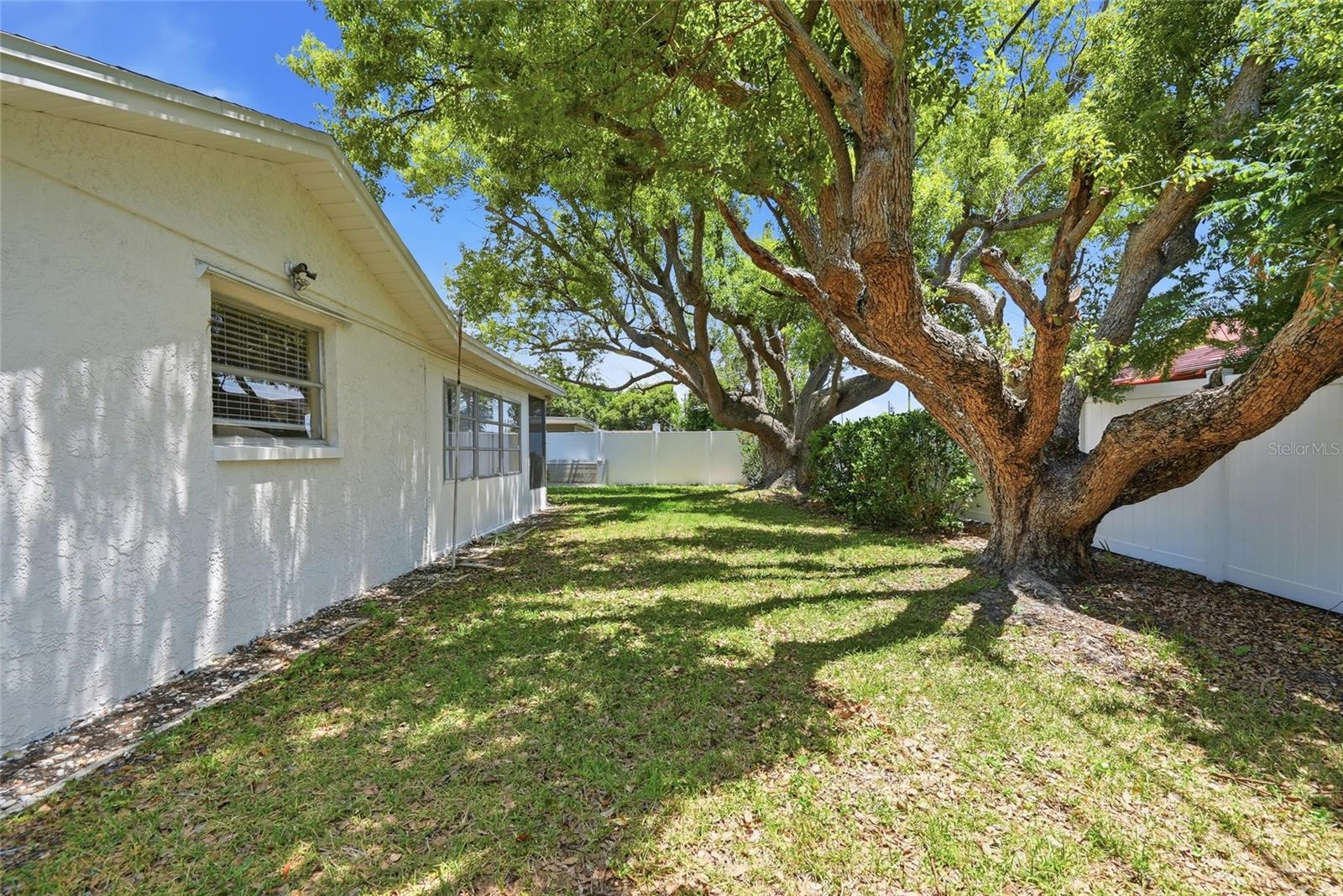 10837 Premier Ave Property Photo 27