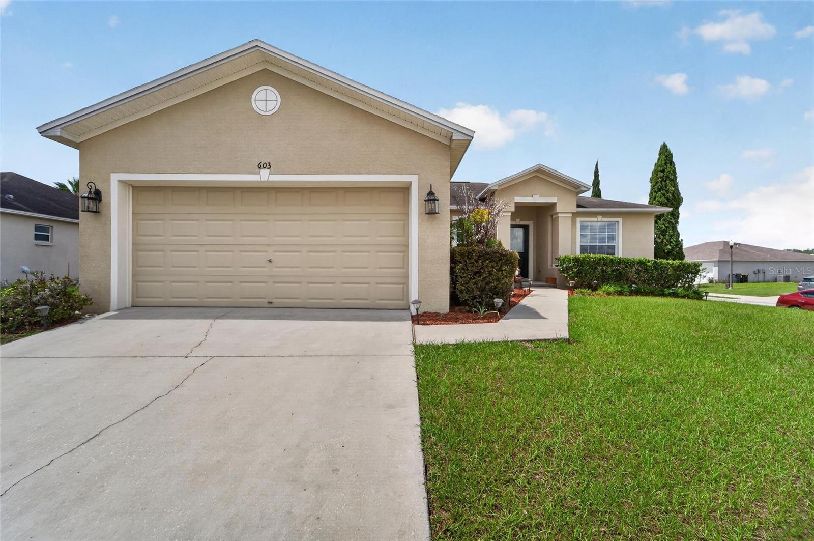 603 Pointer Ln Property Photo 2