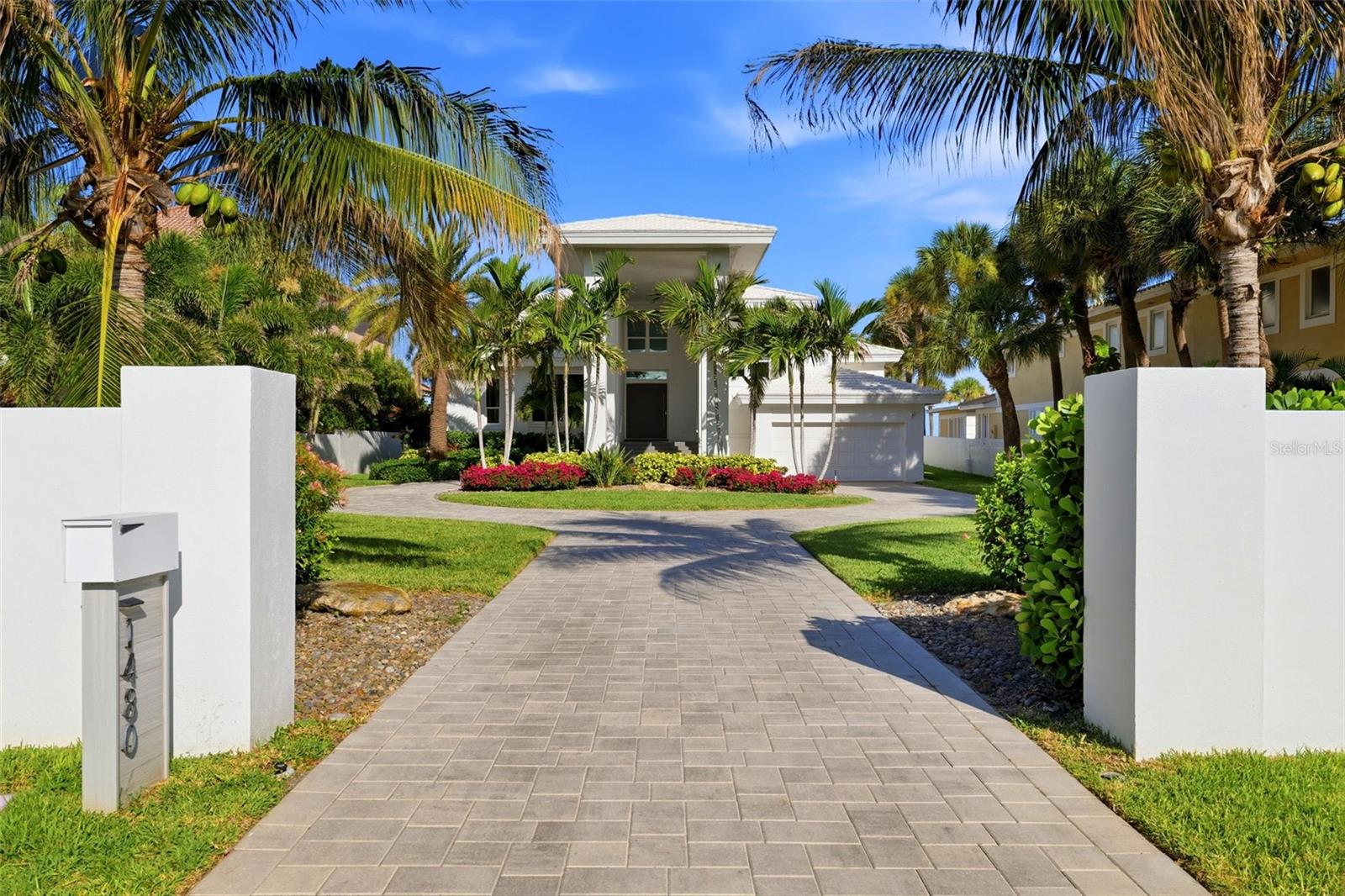 1480 Gulf Blvd Property Photo 4