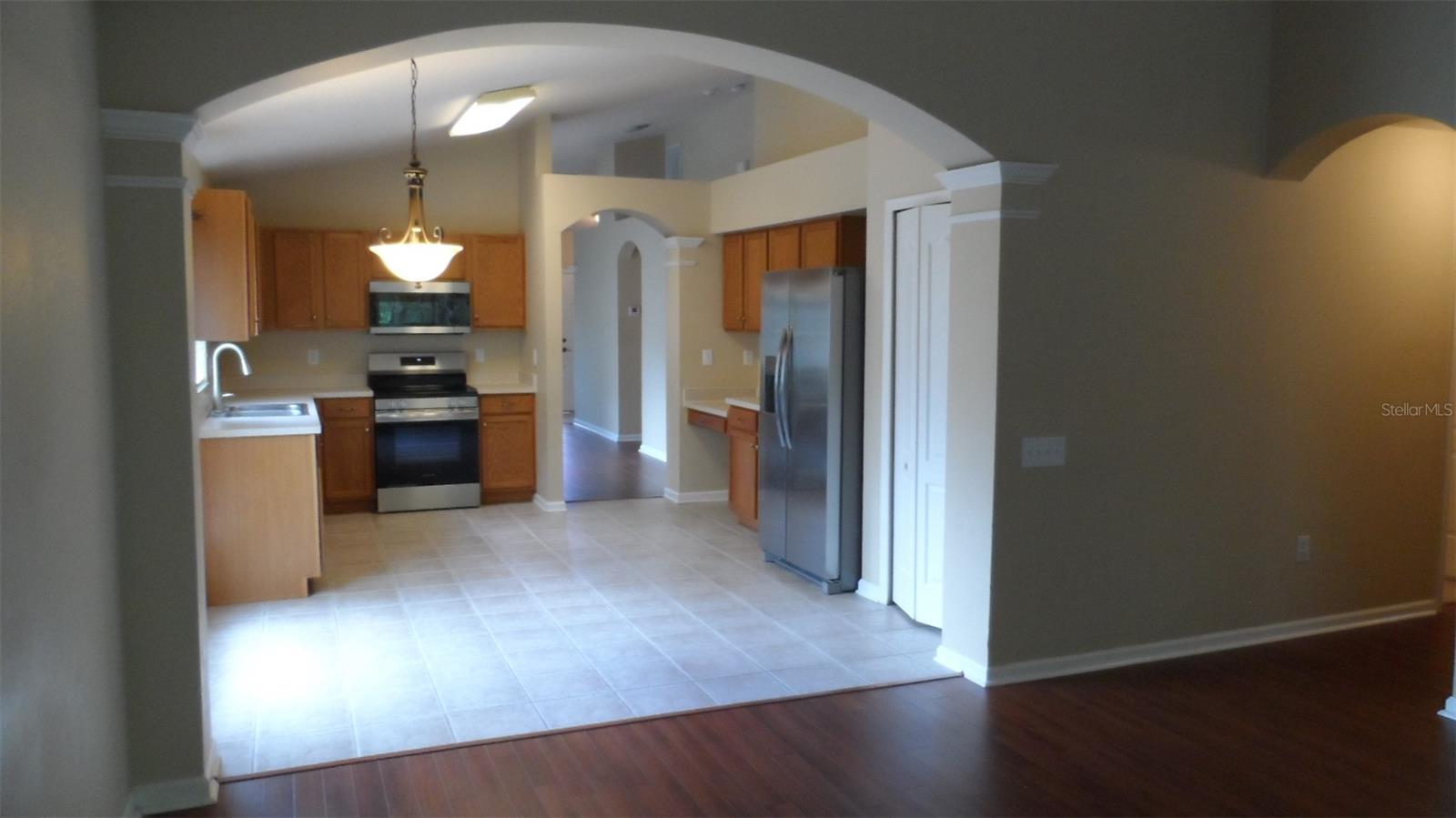 30709 Lanesborough Cir Property Photo 6