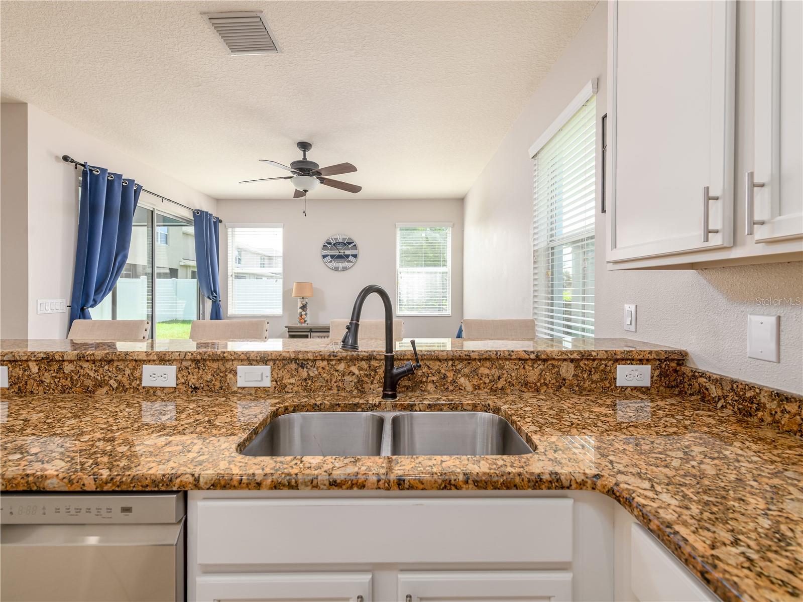 12833 Geneva Glade Dr Property Photo 14