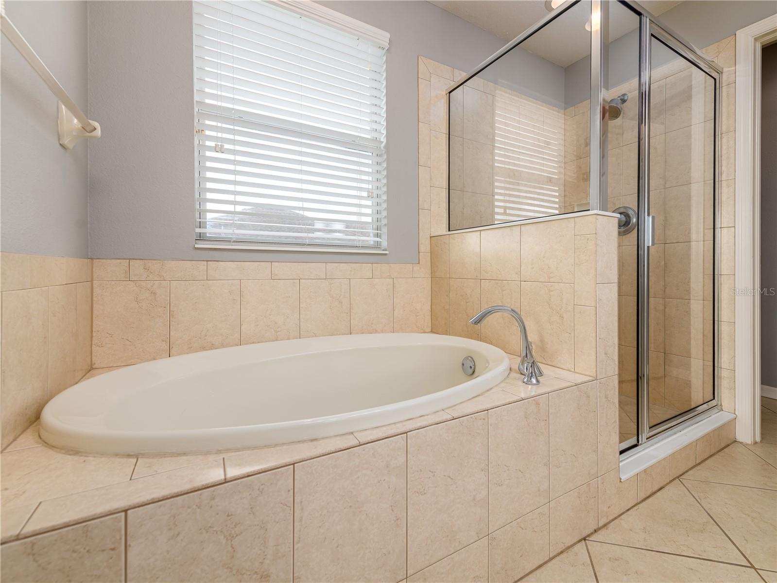 12833 Geneva Glade Dr Property Photo 30