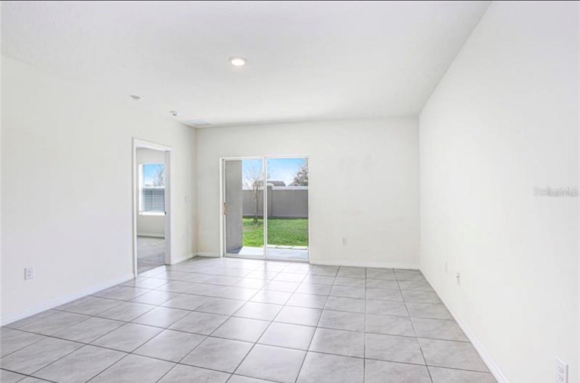 31210 Penny Surf Loop Property Photo 8