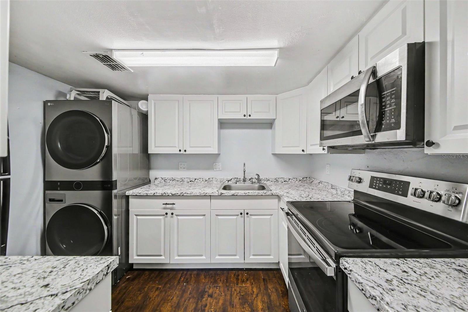 429 Sheoah Blvd #9 Property Photo 13