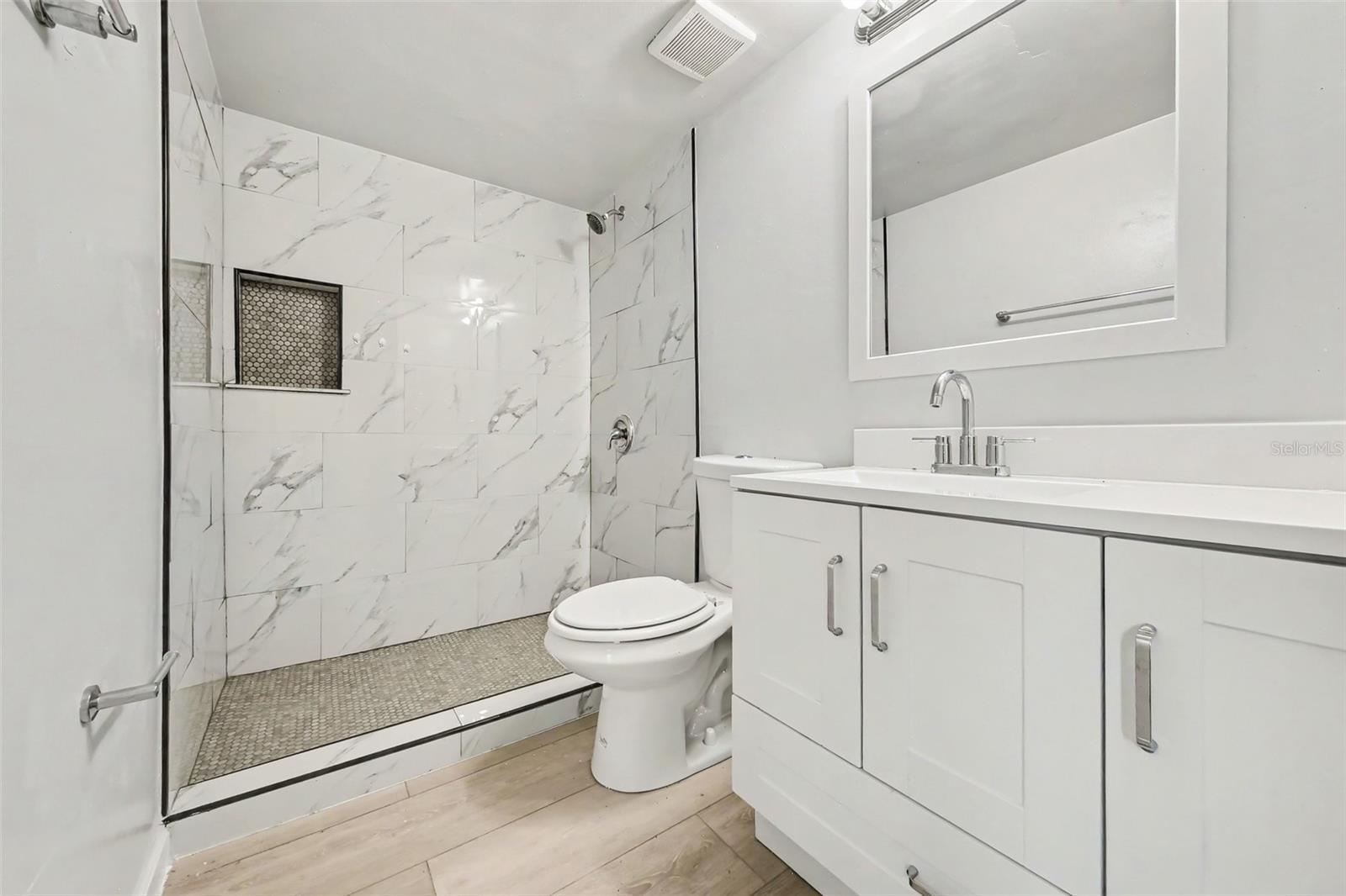 429 Sheoah Blvd #9 Property Photo 28