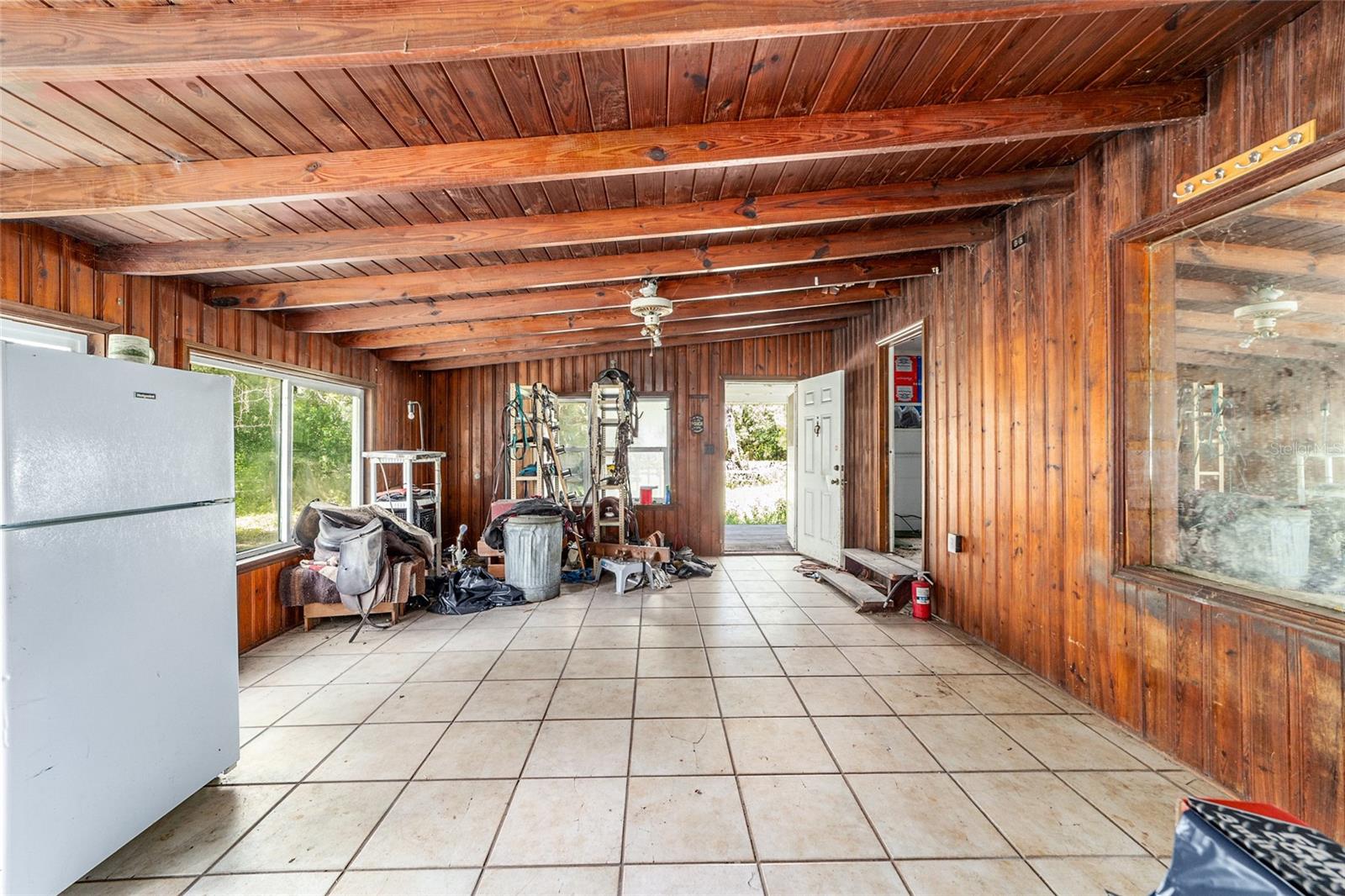 11768 N Gatlen Ave Property Photo 3