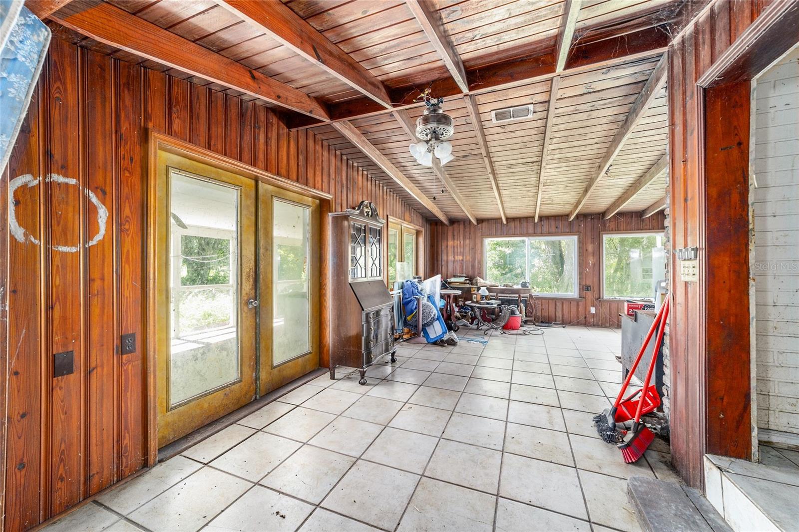 11768 N Gatlen Ave Property Photo 6
