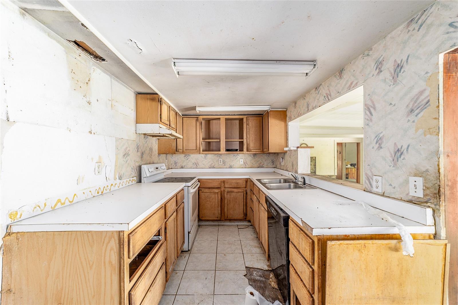 11768 N Gatlen Ave Property Photo 8