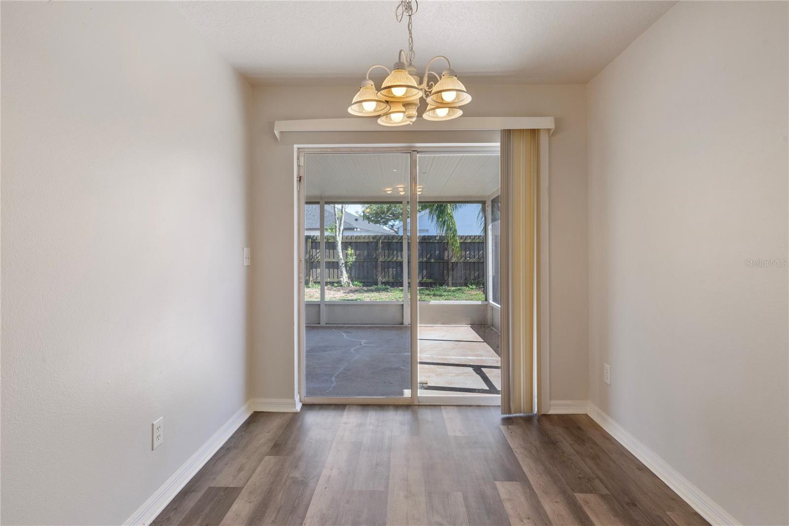 7456 Oxford Garden Cir Property Photo 7