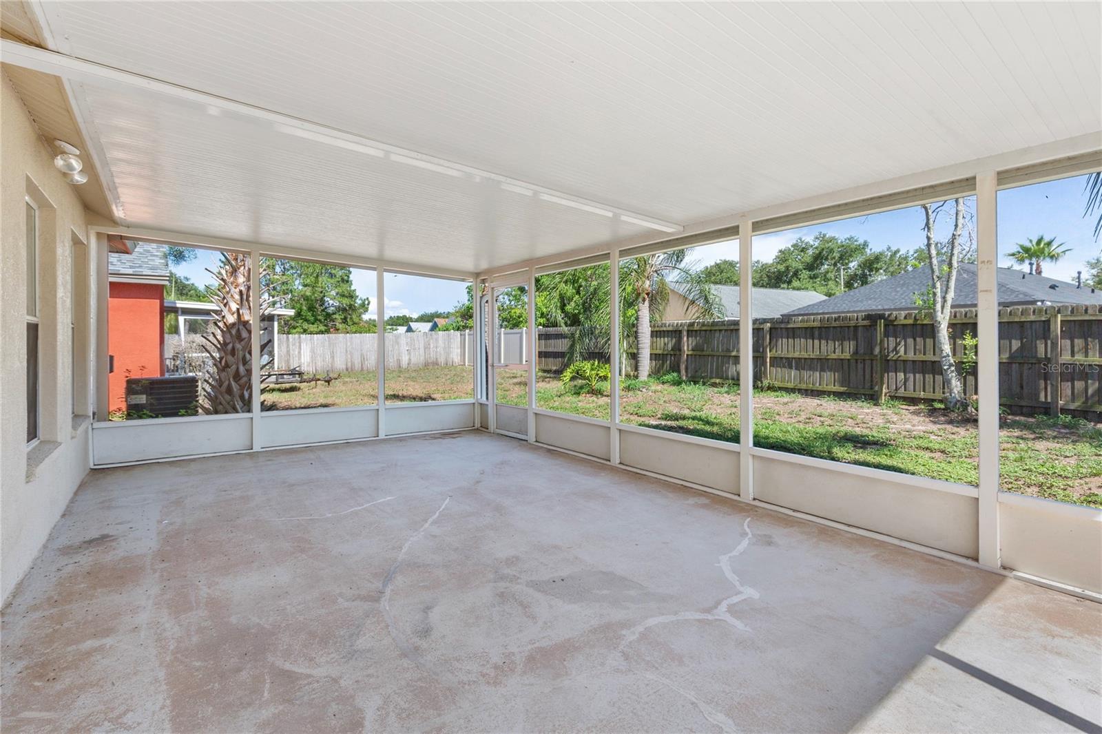 7456 Oxford Garden Cir Property Photo 20