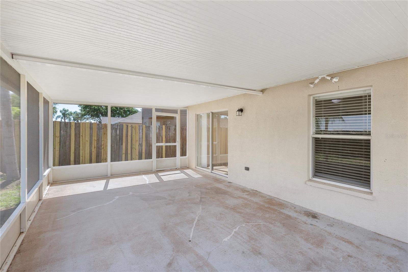 7456 Oxford Garden Cir Property Photo 21