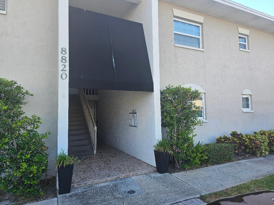 8820 BAY POINTE DR #102