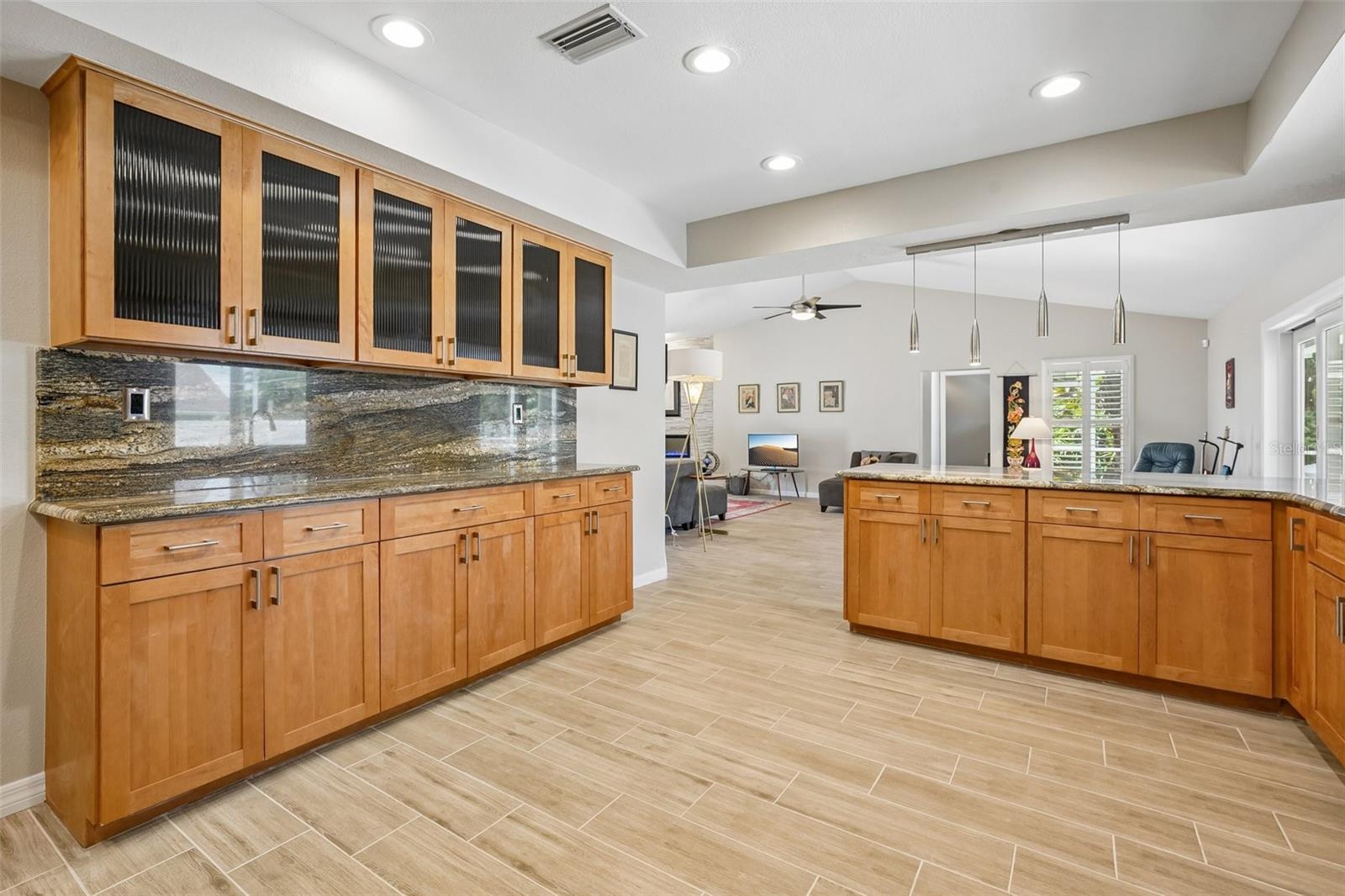 14426 Mark Dr Property Photo 12