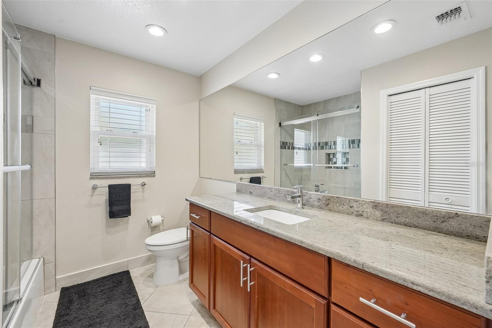 14426 Mark Dr Property Photo 18