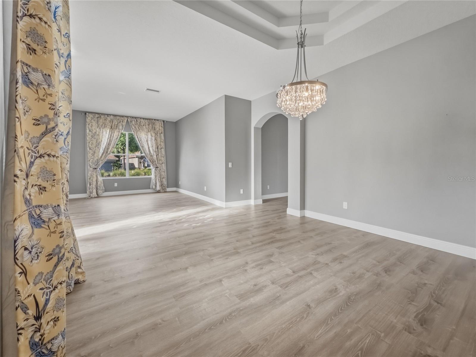 11530 Oyster Bay Cir Property Photo 5