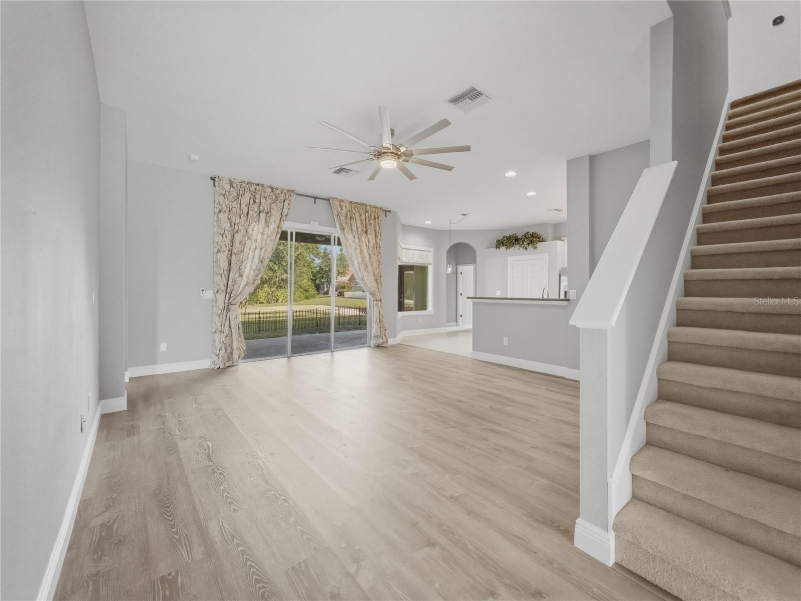 11530 Oyster Bay Cir Property Photo 8