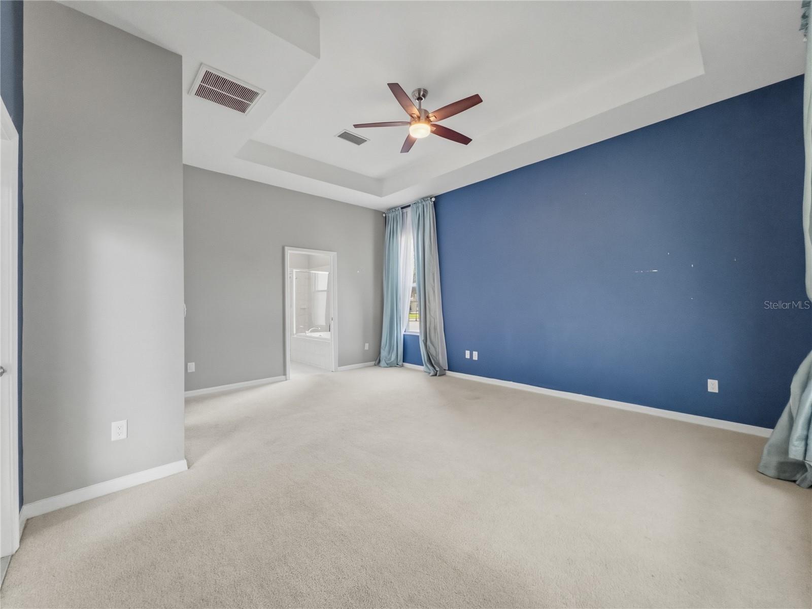 11530 Oyster Bay Cir Property Photo 13
