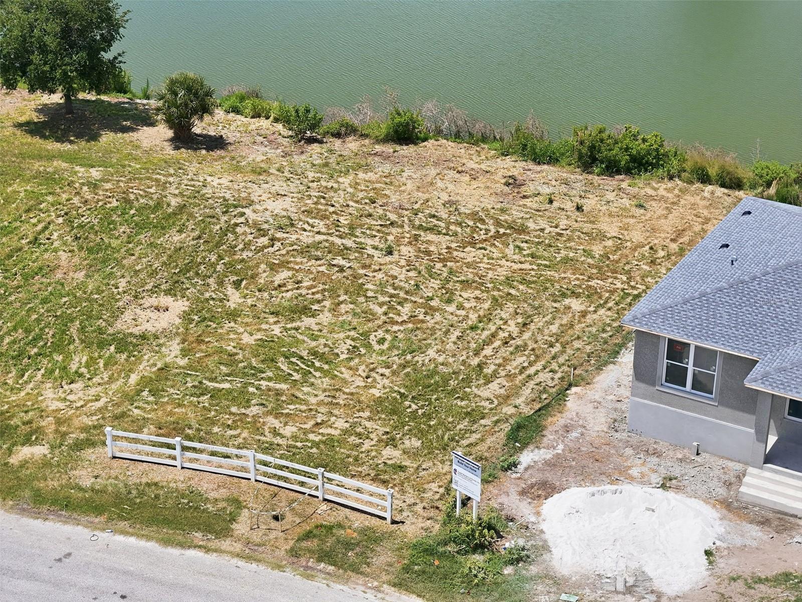 1504 Jackson Dr Property Photo 2