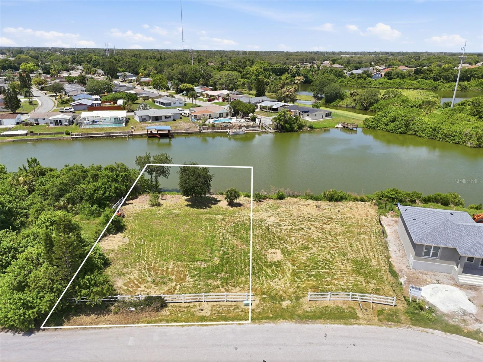 1503 Jackson Dr Property Photo 1