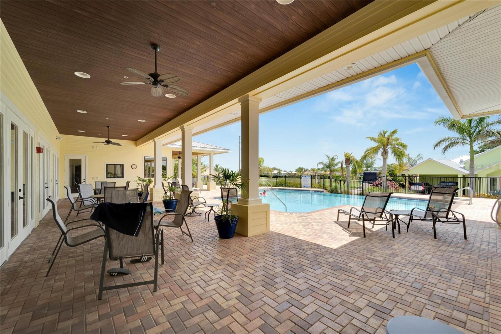 3258 Red Tail Hawk Dr Property Photo 23