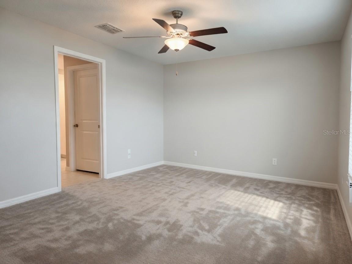 838 Olive Conch St Property Photo 8