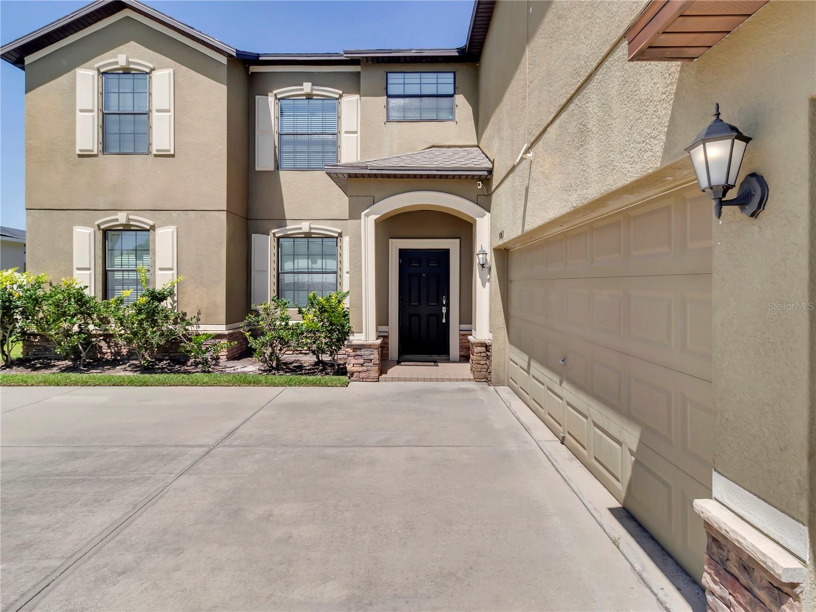 5063 Ivory Stone Dr Property Photo 8