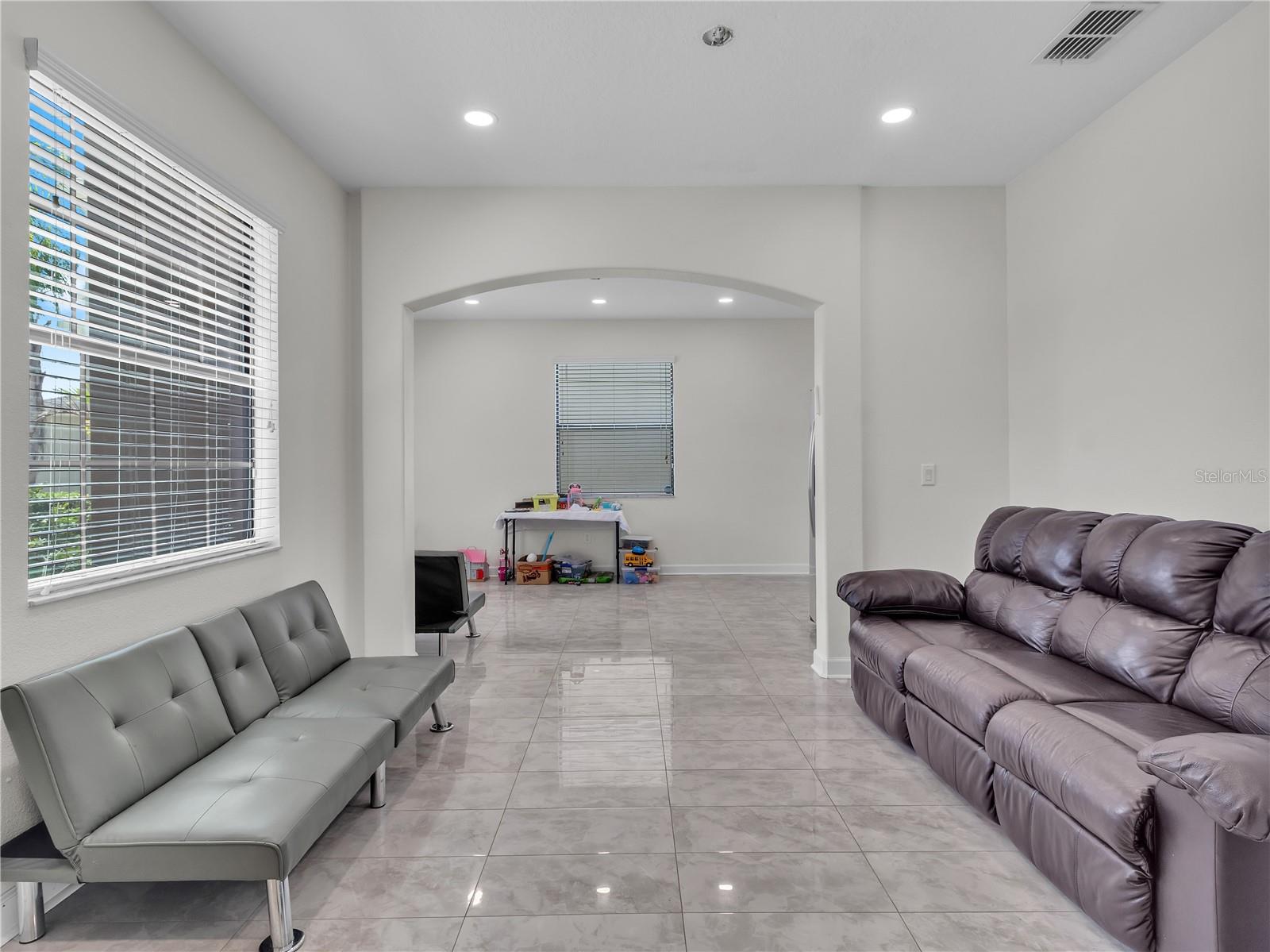 5063 Ivory Stone Dr Property Photo 10
