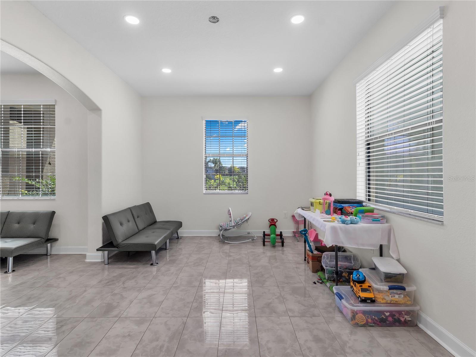 5063 Ivory Stone Dr Property Photo 11