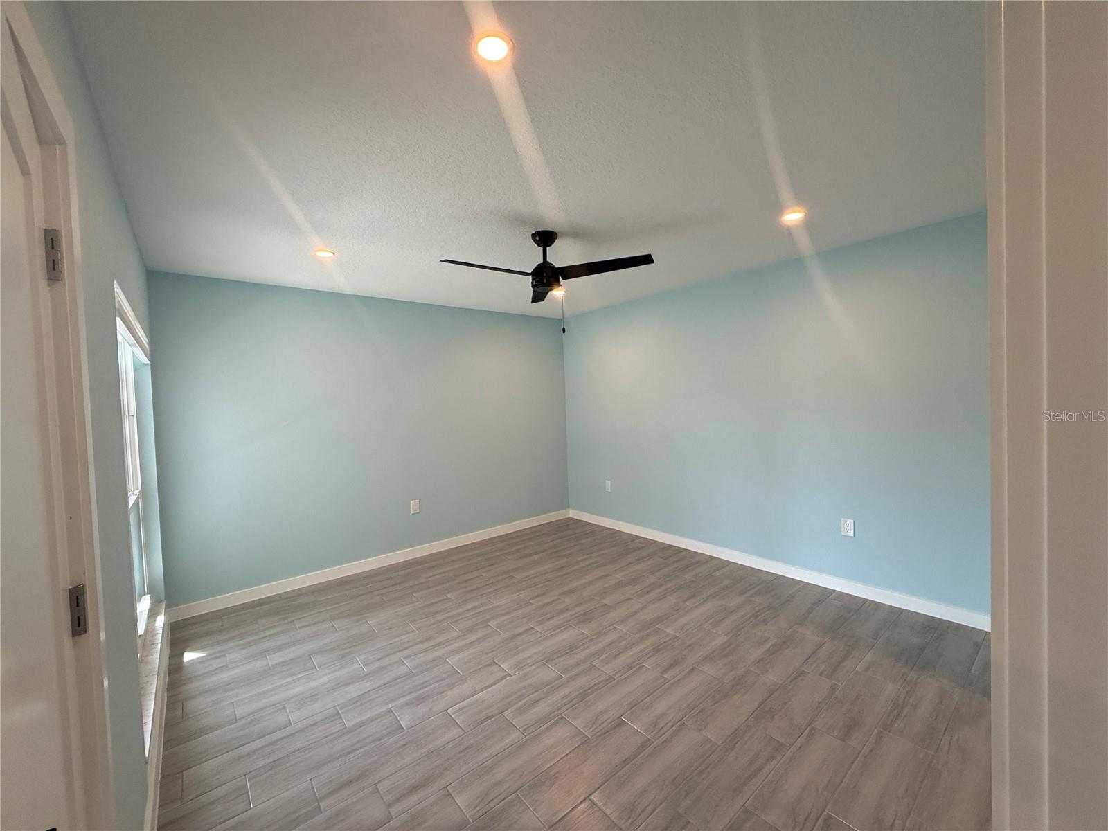 171 Medallion Blvd #b Property Photo 11