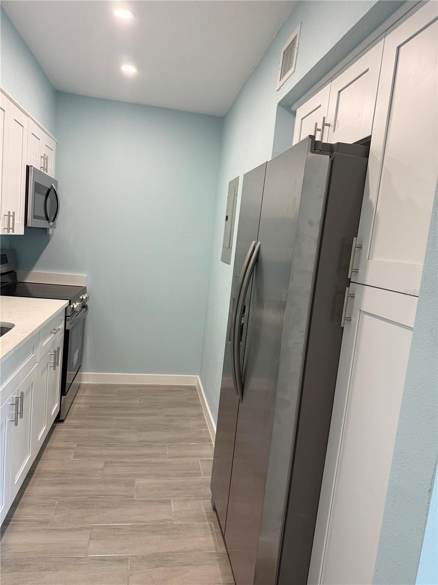 171 Medallion Blvd #b Property Photo 19
