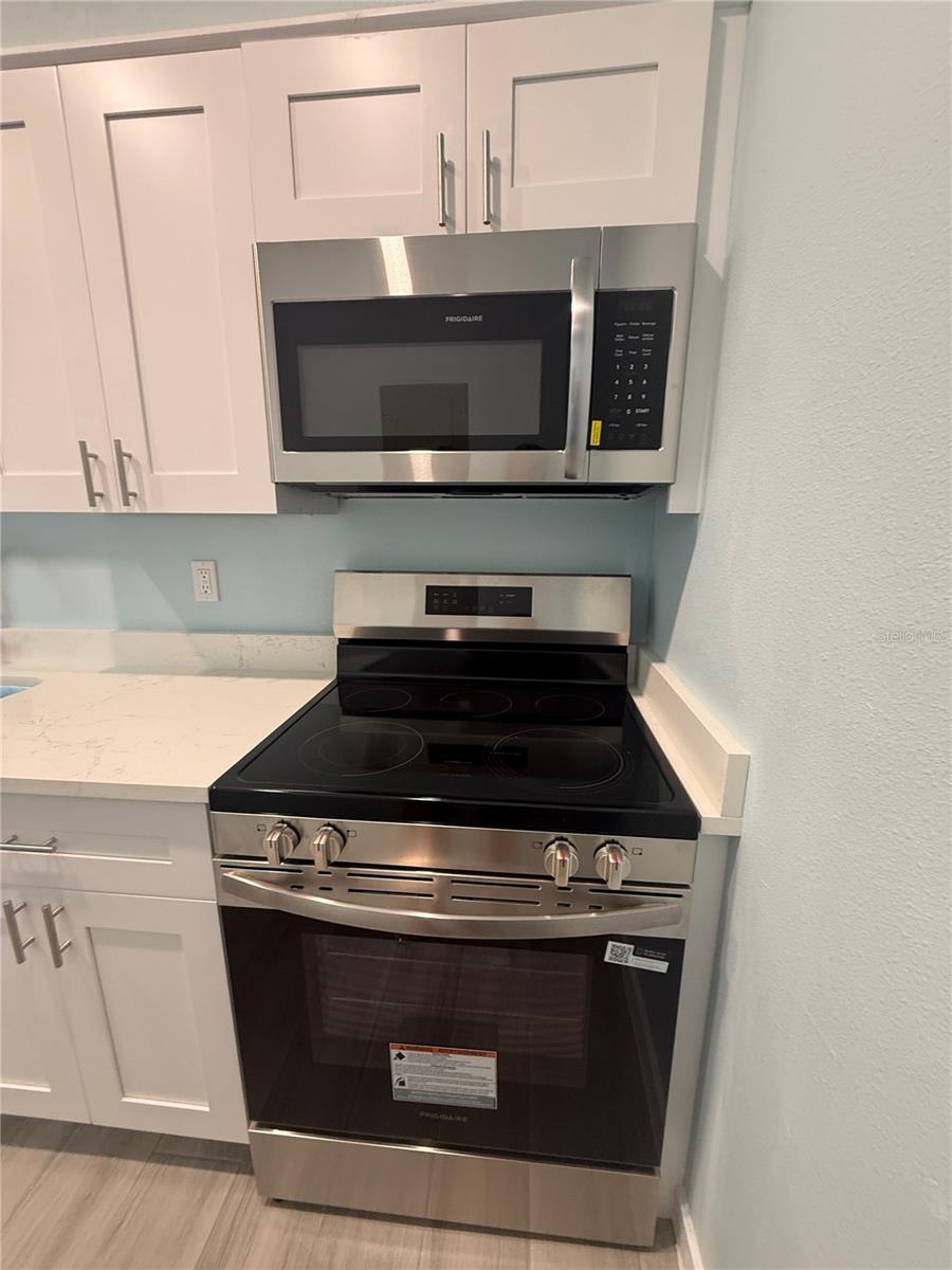 171 Medallion Blvd #b Property Photo 22
