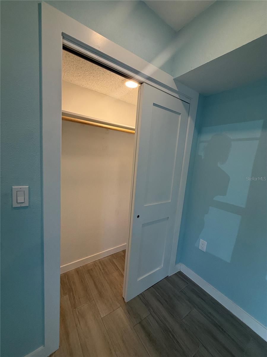 171 Medallion Blvd #b Property Photo 24