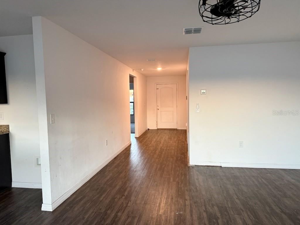 1740 Chatham Green Cir Property Photo 6