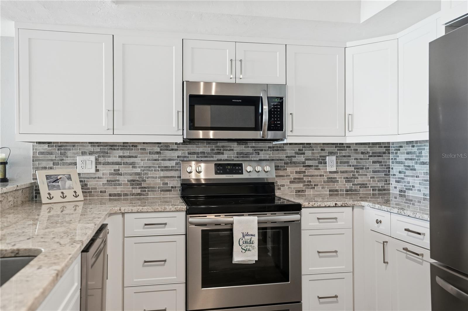 16330 Gulf Blvd #306 Property Photo 13