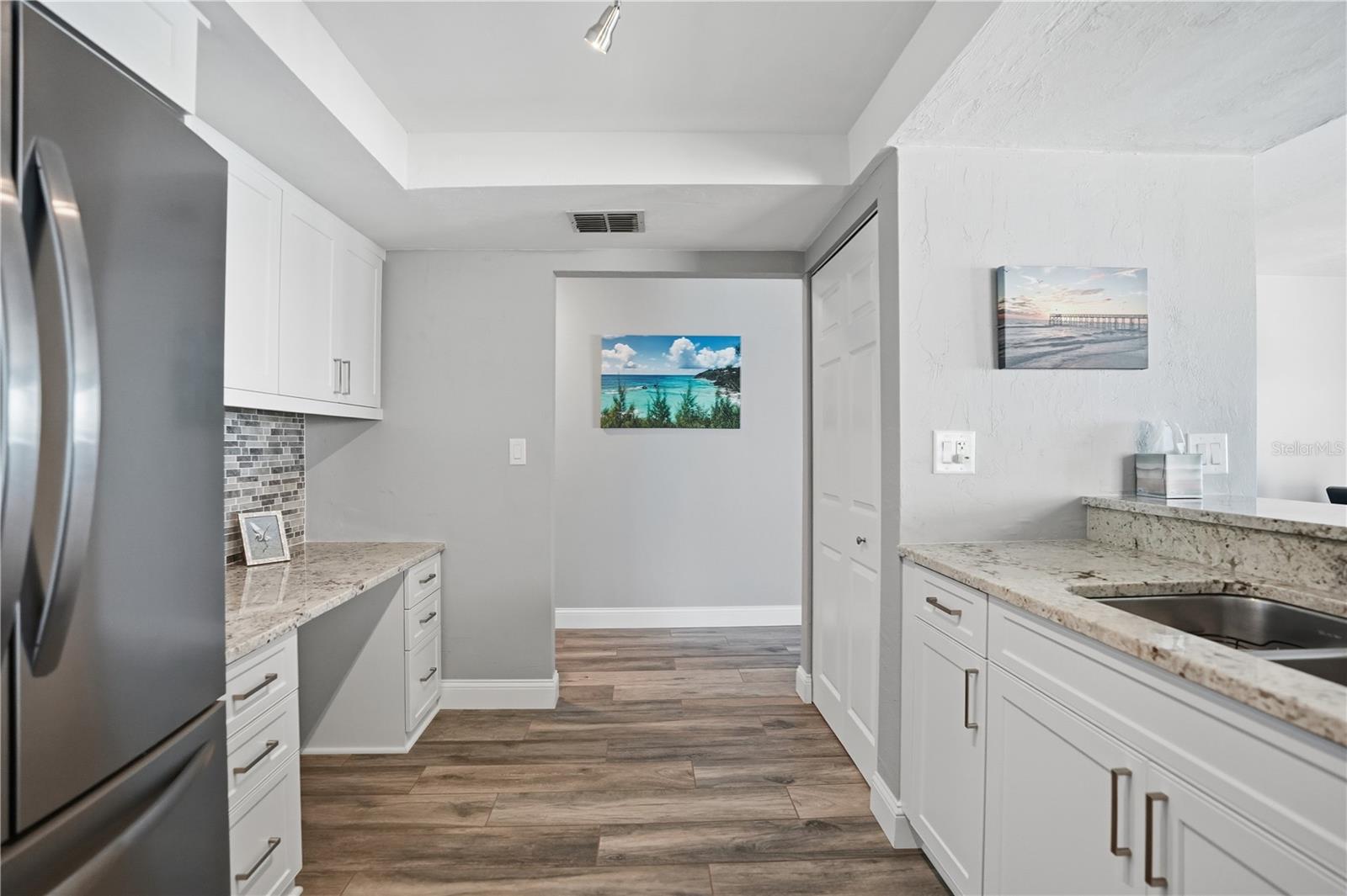 16330 Gulf Blvd #306 Property Photo 14