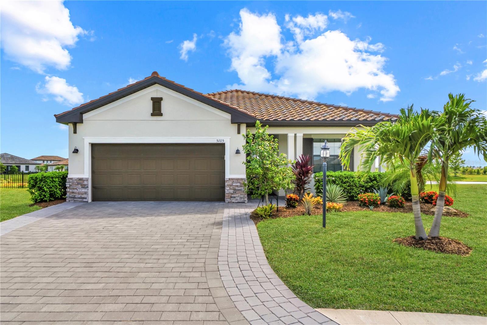 5105 Marina Basin Ct Property Photo 1