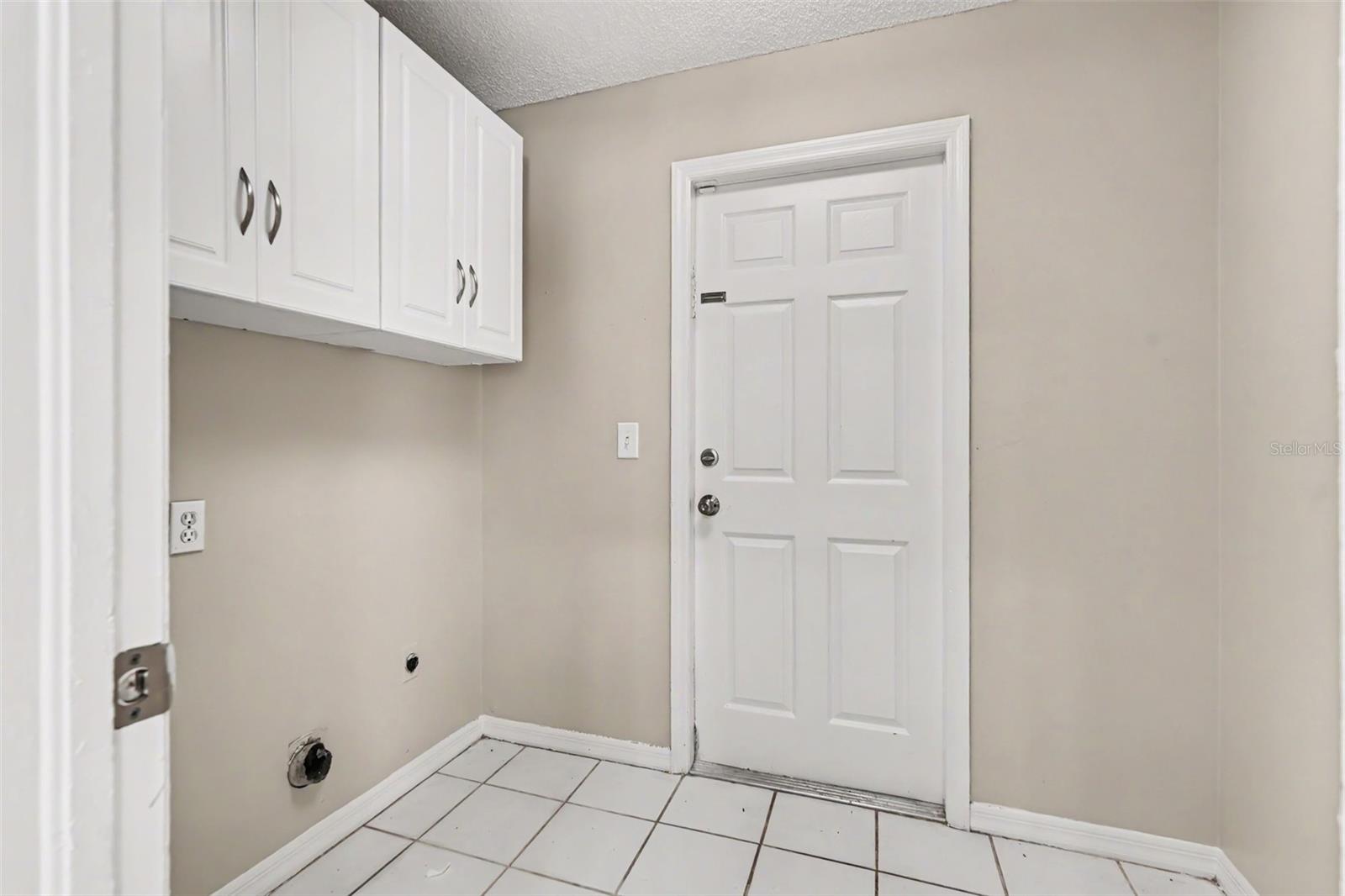 2909 Starmount Dr Property Photo 24