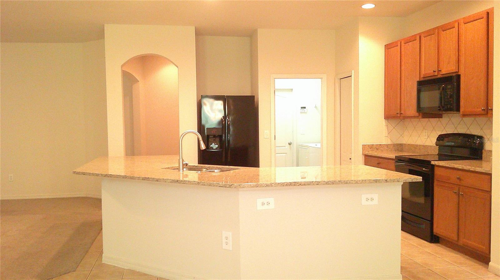 609 Cedar Waxwing Dr Property Photo 14