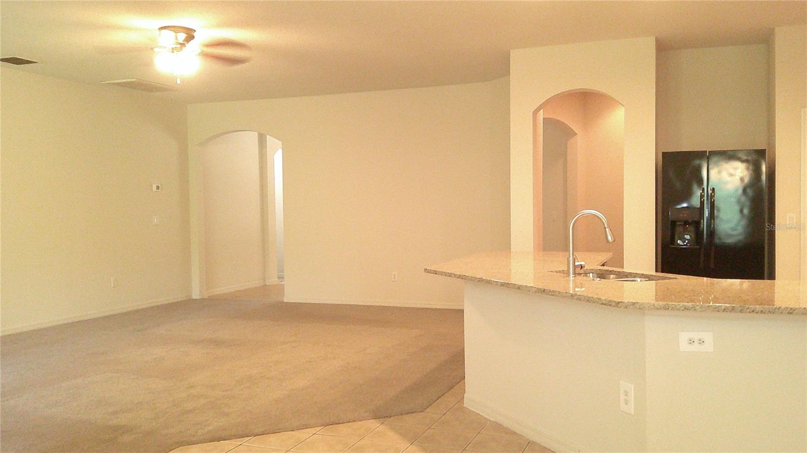 609 Cedar Waxwing Dr Property Photo 16